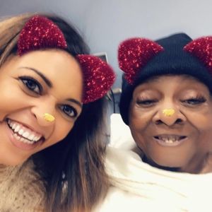 Meet your Posher, Naomi